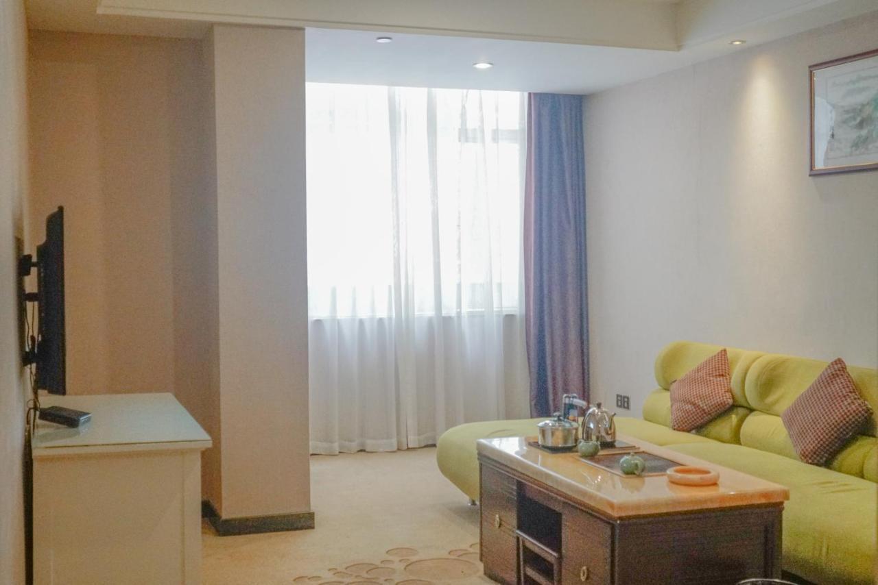 Paco Hotel Tianhe Coach Terminal Metro Satation Guangzhou-Free Shuttle Bus For Canton Fair Exterior foto